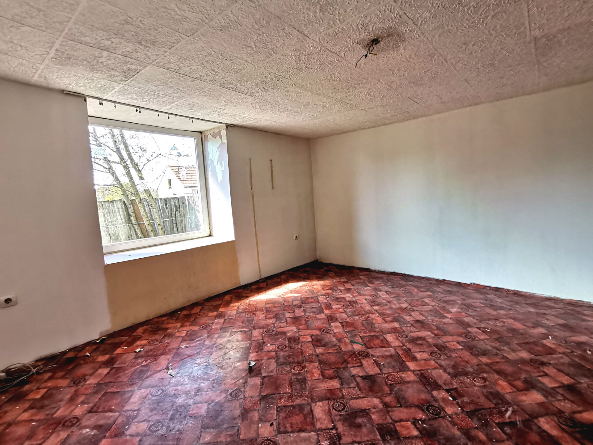 Sárpilis Eladó  Családi ház  Sárpilis Eladó  Családi ház Tolna megye 