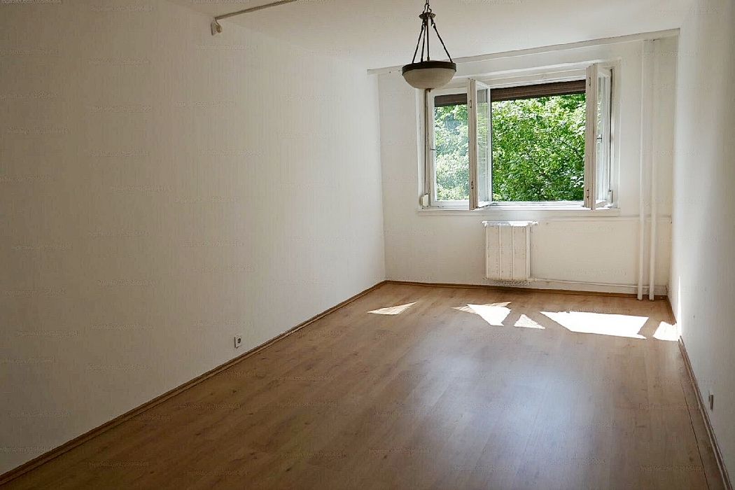 Budapest Eladó  Lakás  Budapest Eladó  Lakás  