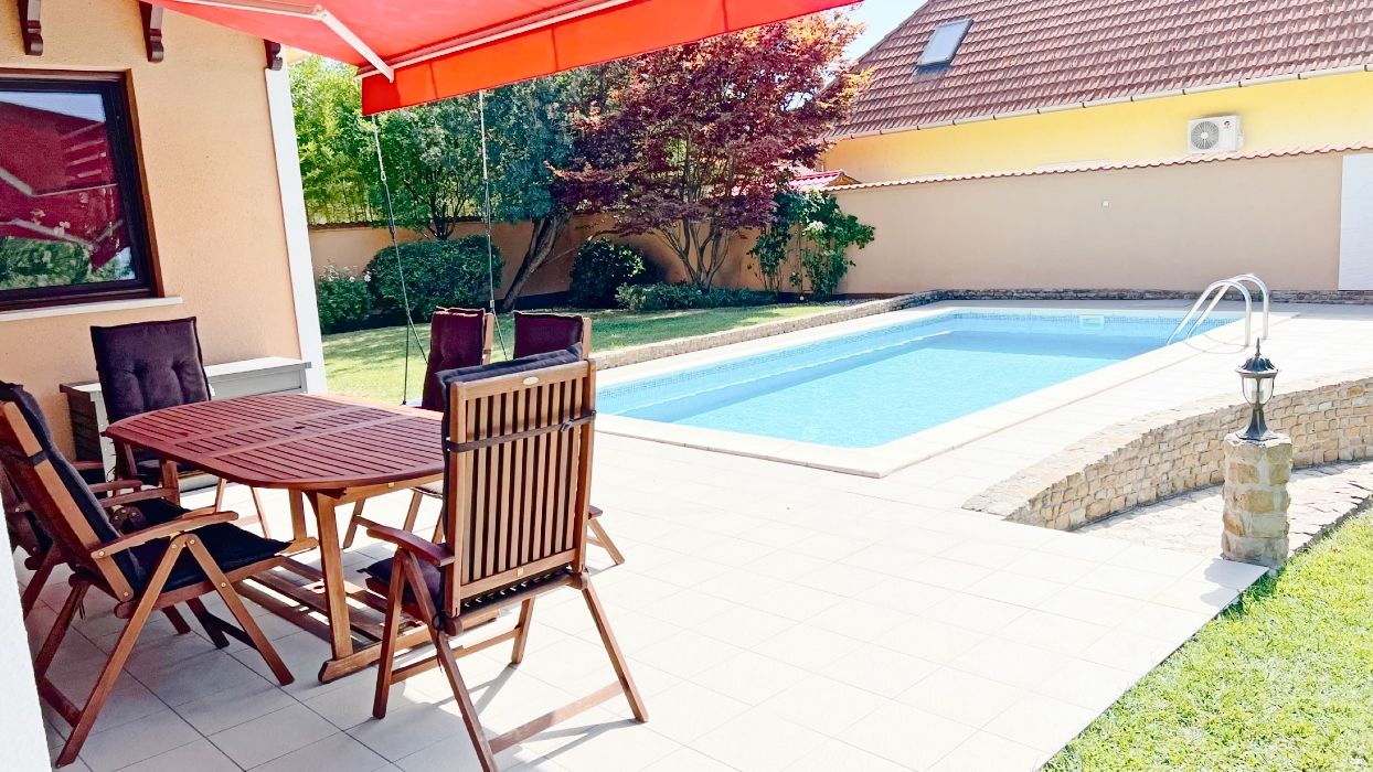 Pomáz Eladó  Családi ház  Pomáz Eladó  Családi ház Pest megye 