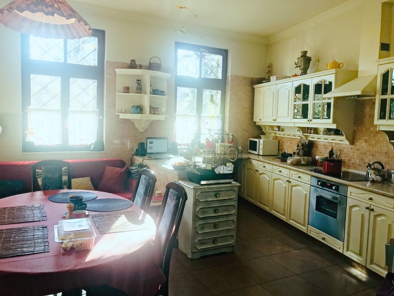 Budapest Eladó  Családi ház  Budapest Eladó  Családi ház  