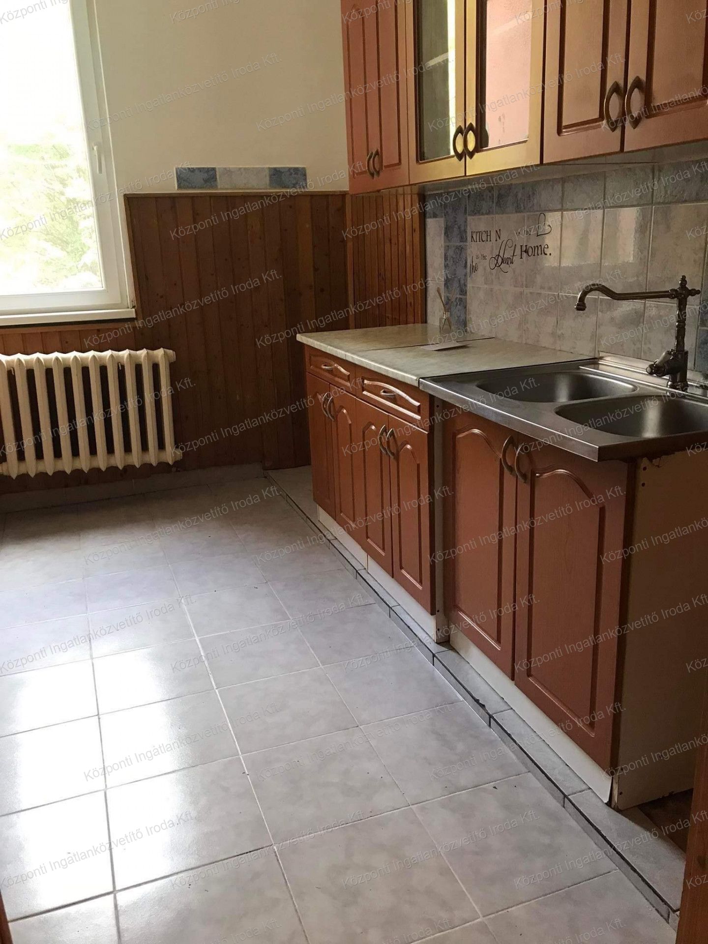 Tatabánya Eladó  Családi ház  Tatabánya Eladó  Családi ház Komárom-Esztergom megye 