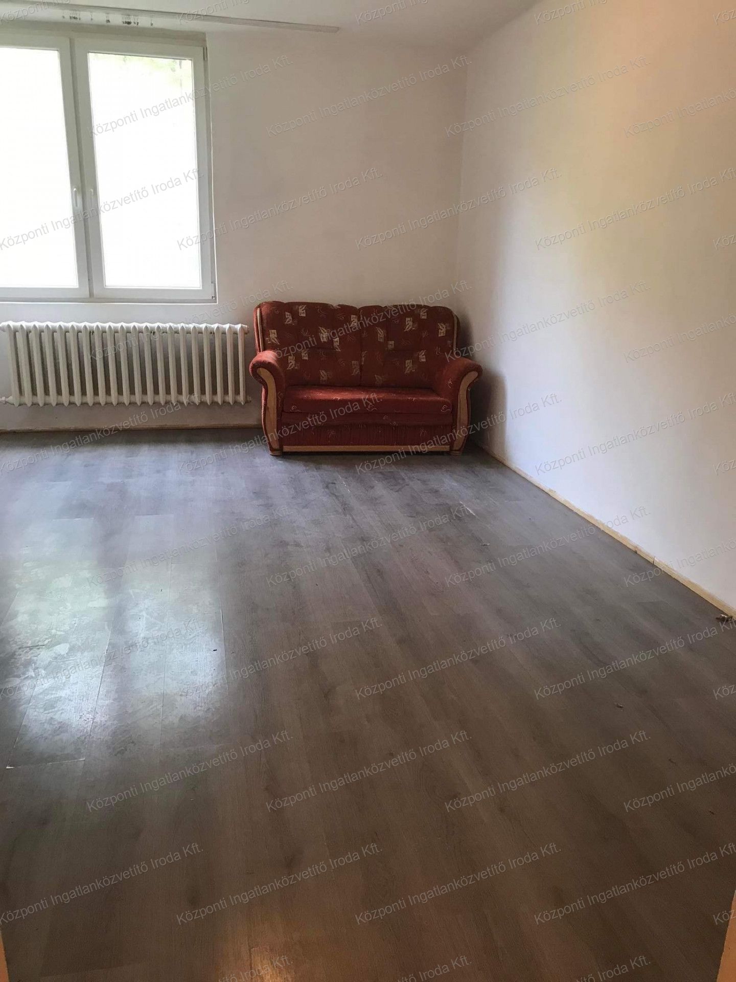 Tatabánya Eladó  Családi ház  Tatabánya Eladó  Családi ház Komárom-Esztergom megye 