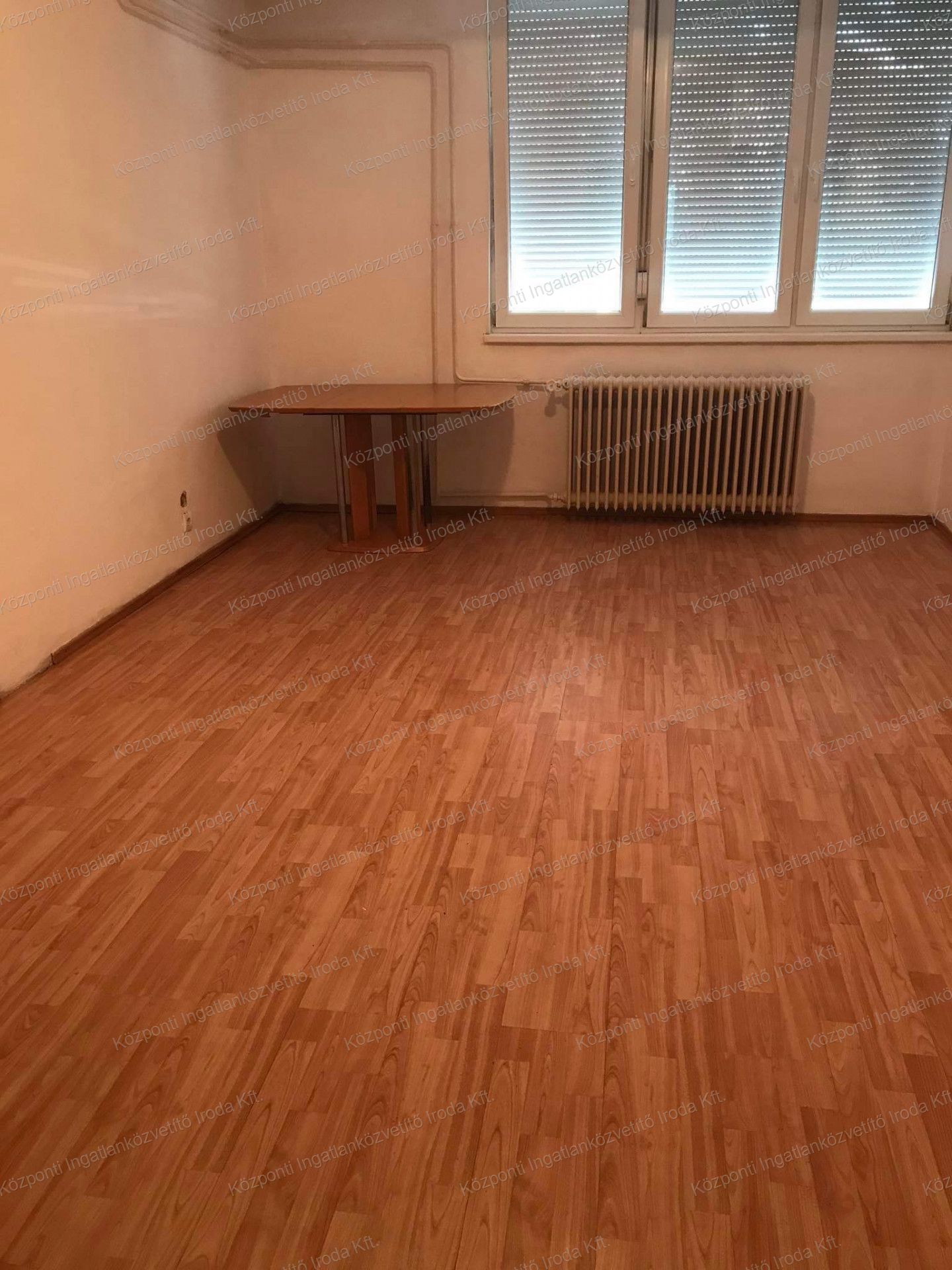 Tatabánya Eladó  Családi ház  Tatabánya Eladó  Családi ház Komárom-Esztergom megye 