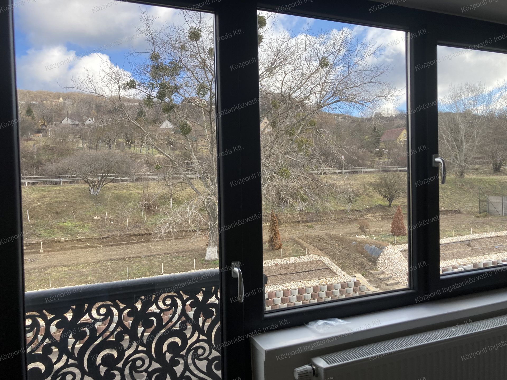 Tatabánya Eladó  Lakás  Tatabánya Eladó  Lakás Komárom-Esztergom megye 