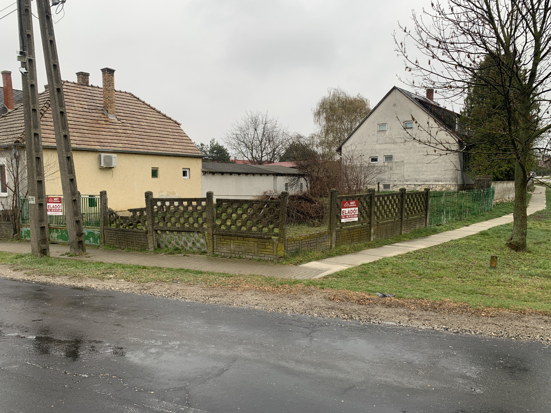 Császár Telek/földterület Eladó