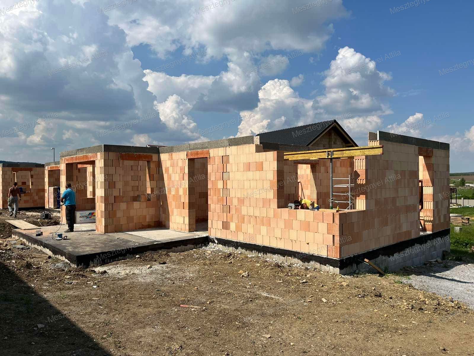 Harka Eladó Családi ház