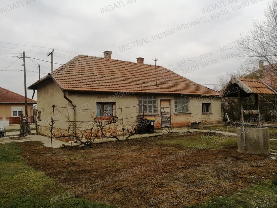 Kengyel Eladó Családi ház
