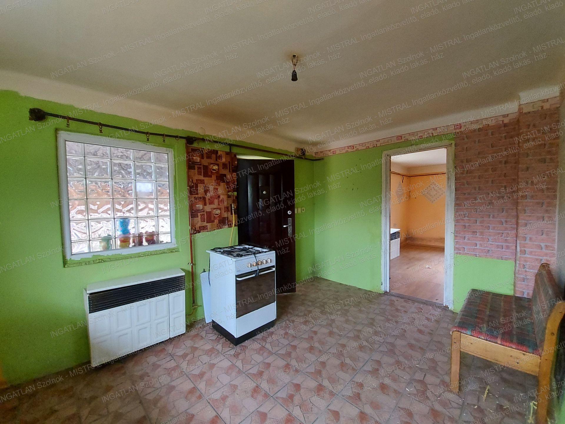 Tiszapüspöki Eladó  Családi ház  Tiszapüspöki Eladó  Családi ház Jász-Nagykun-Szolnok megye 