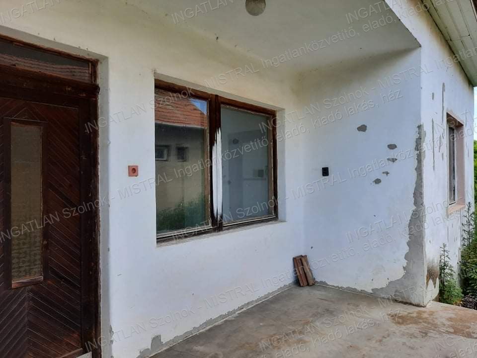 Tiszaörs Eladó  Családi ház  Tiszaörs Eladó  Családi ház Jász-Nagykun-Szolnok megye 