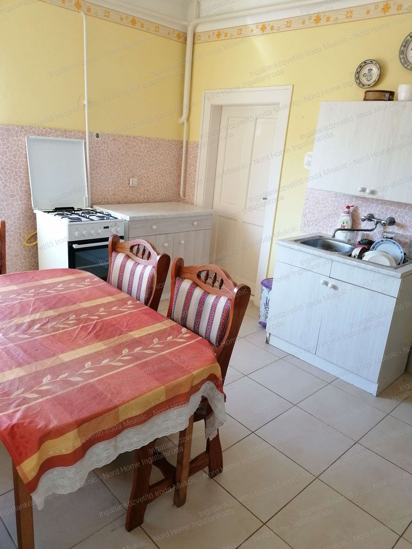 Tiszakeszi Eladó  Lakás  Tiszakeszi Eladó  Lakás Borsod-Abaúj-Zemplén megye 