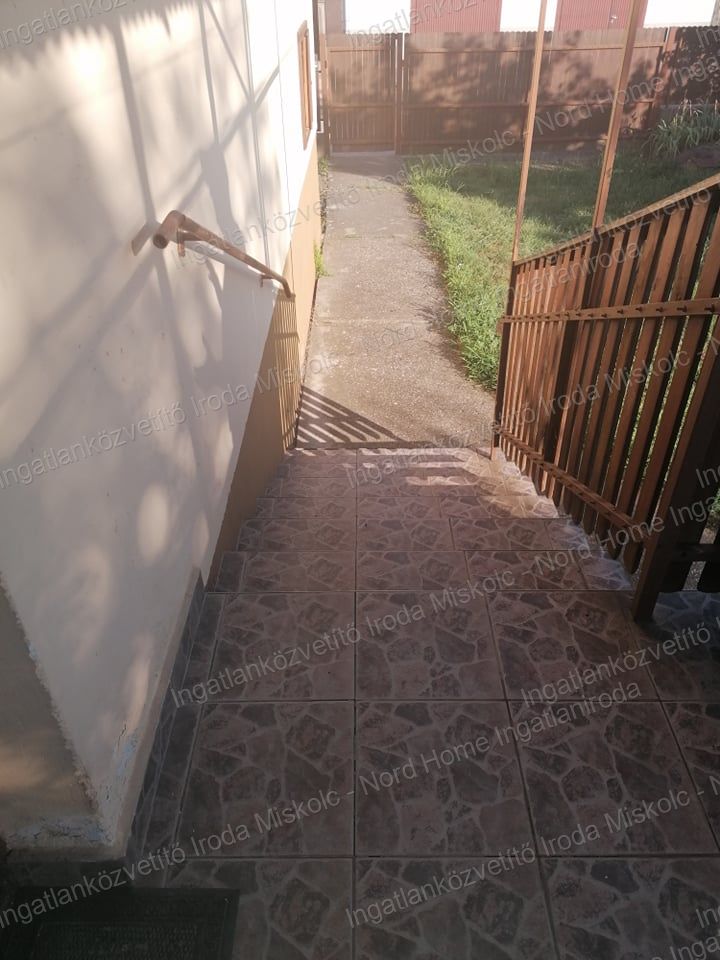 Polgár Eladó Családi ház