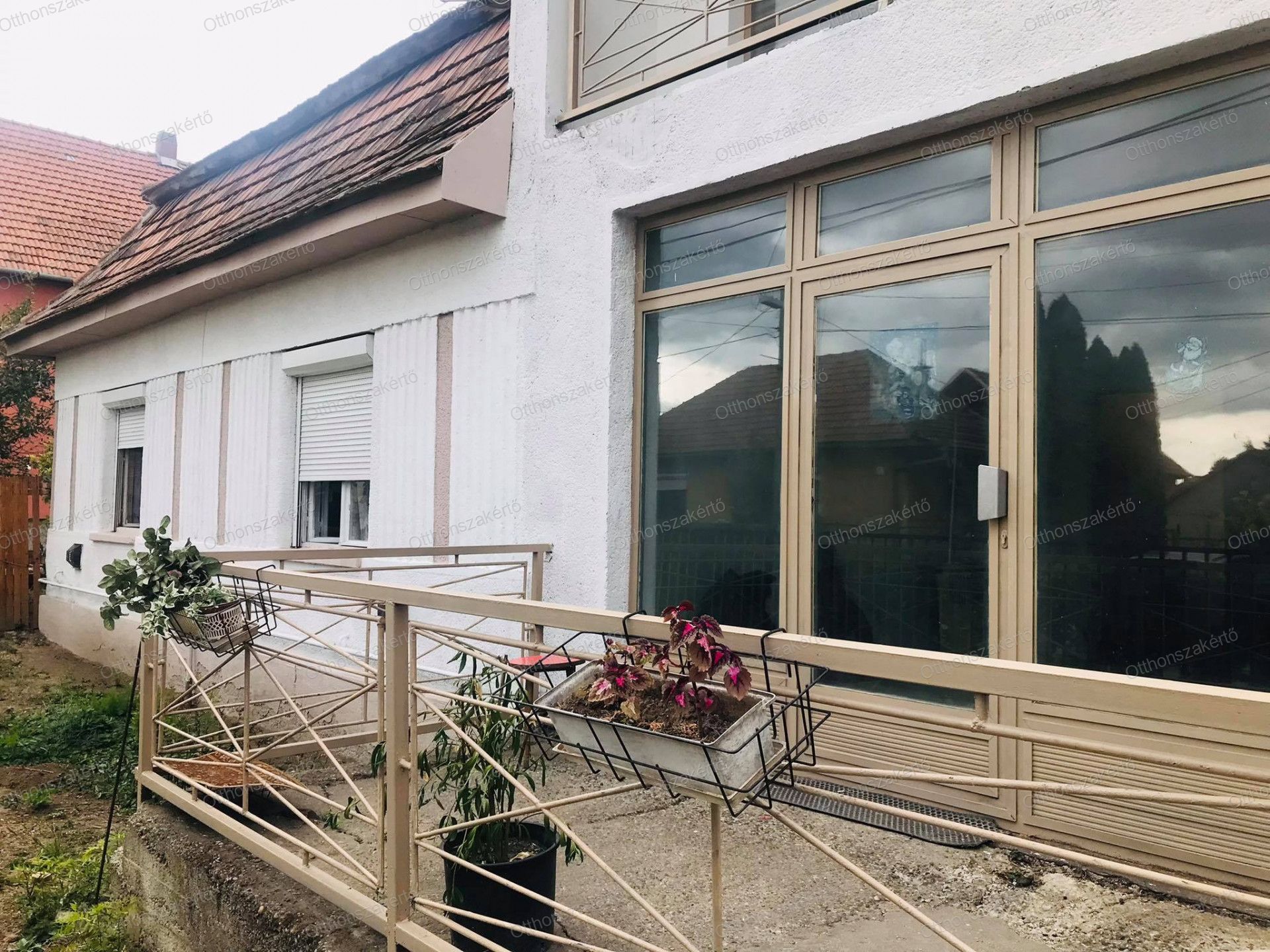 Domony Eladó  Családi ház  Domony Eladó  Családi ház Pest megye 