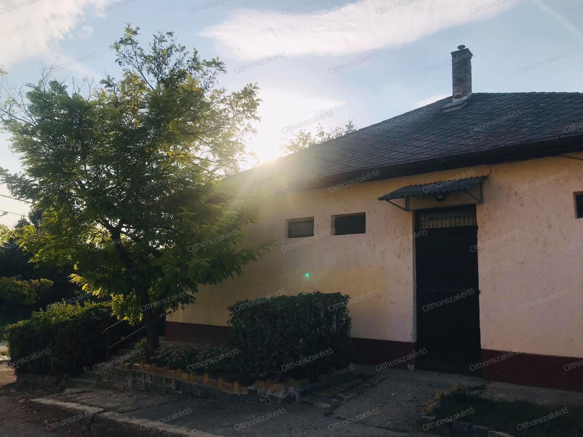 Domony Eladó  Családi ház  Domony Eladó  Családi ház Pest megye 