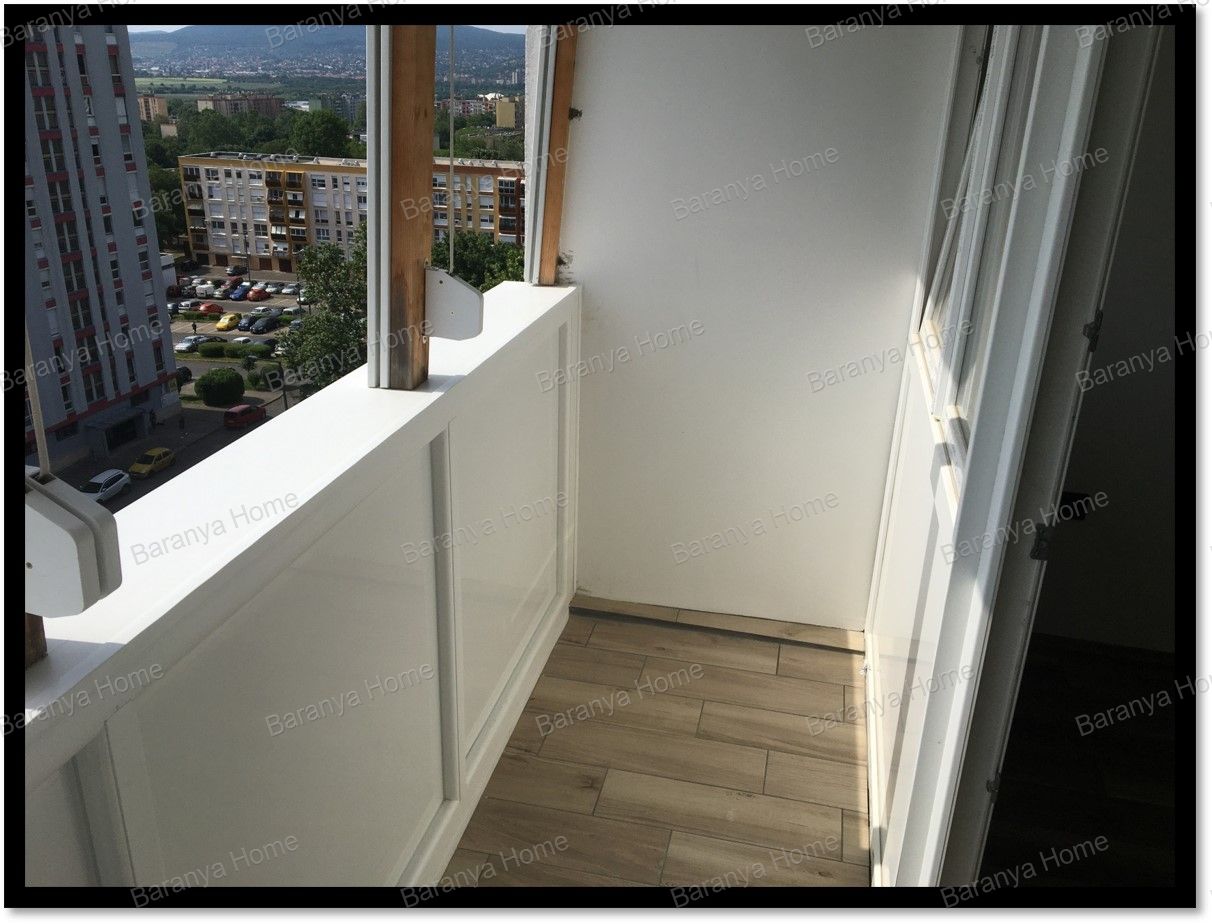 Pécs Eladó  Lakás  Pécs Eladó  Lakás Baranya megye 