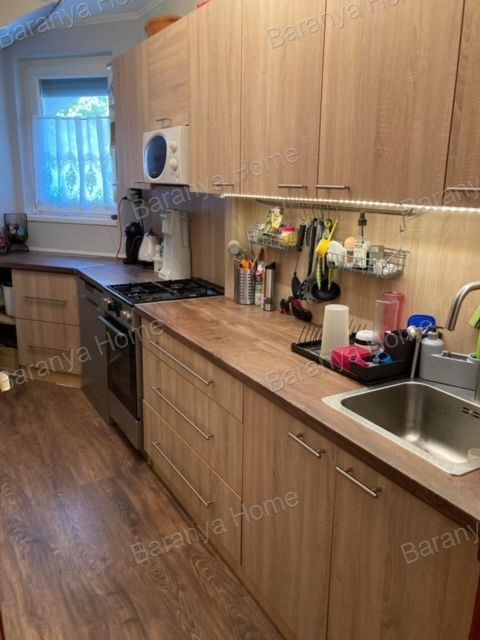 Pécs Eladó  Lakás  Pécs Eladó  Lakás Baranya megye 