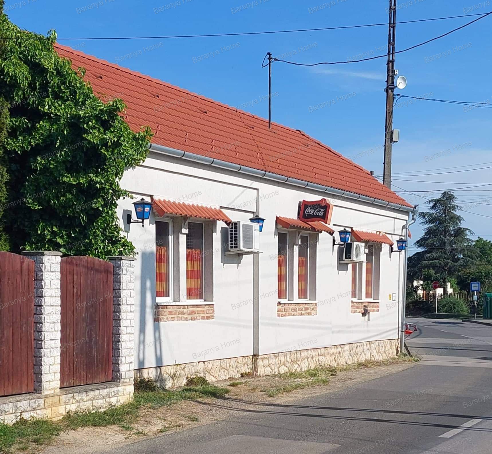 Pécs Eladó  Családi ház  Pécs Eladó  Családi ház Baranya megye 