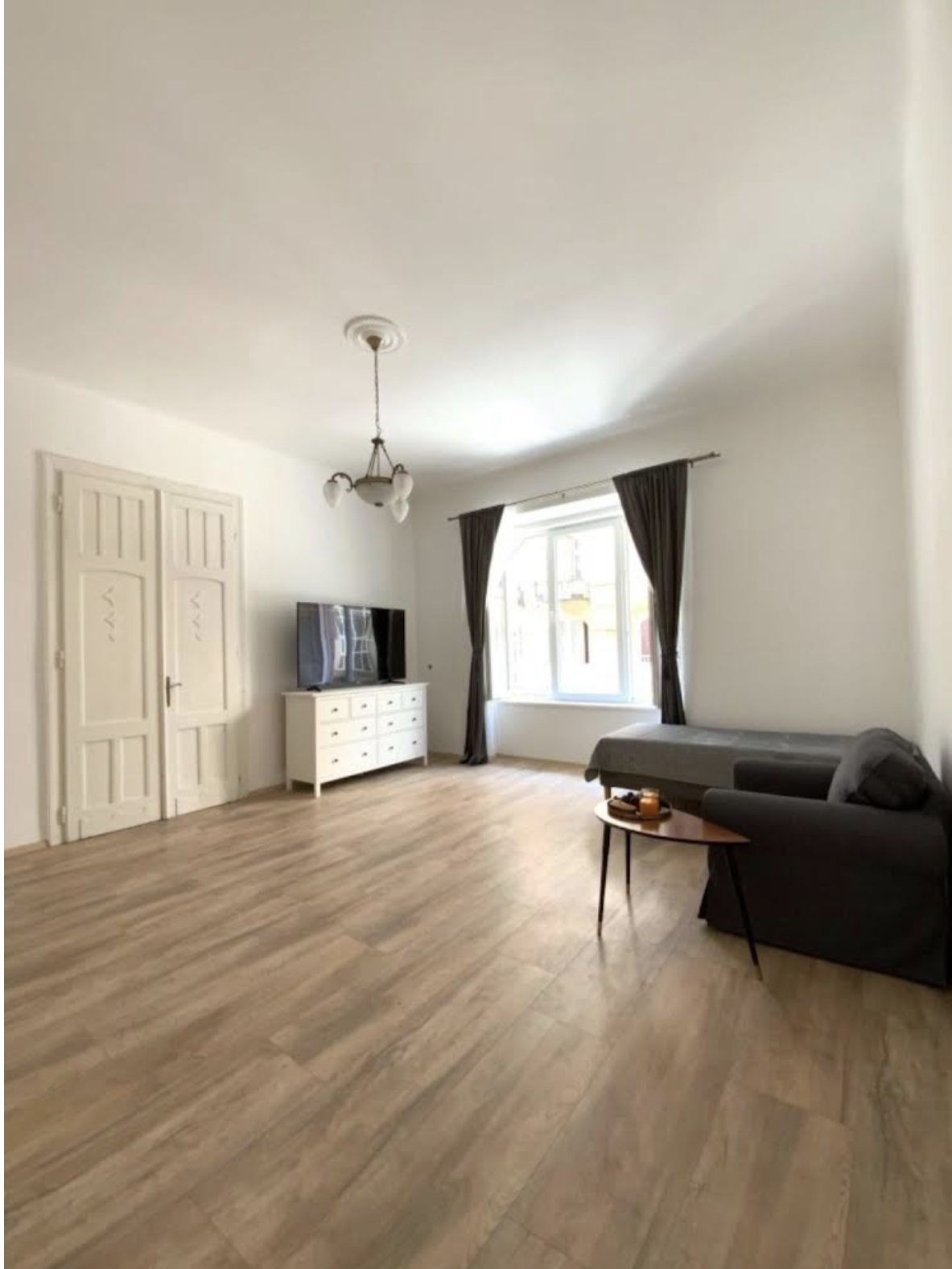 Budapest Eladó  Családi ház  Budapest Eladó  Családi ház  