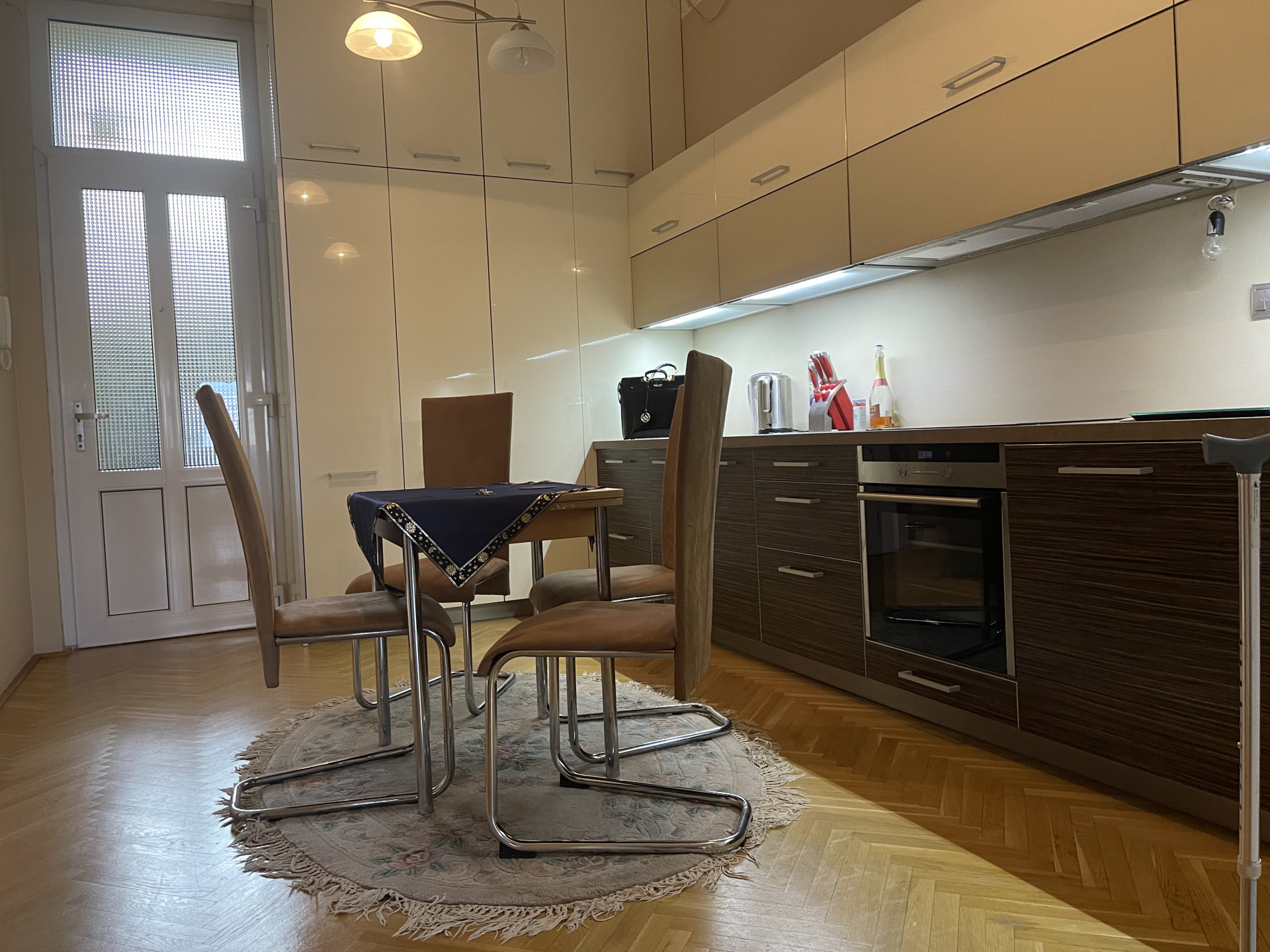 Budapest Eladó  Lakás  Budapest Eladó  Lakás  