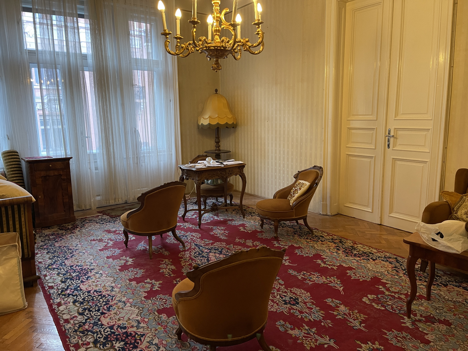 Budapest Eladó  Családi ház  Budapest Eladó  Családi ház  