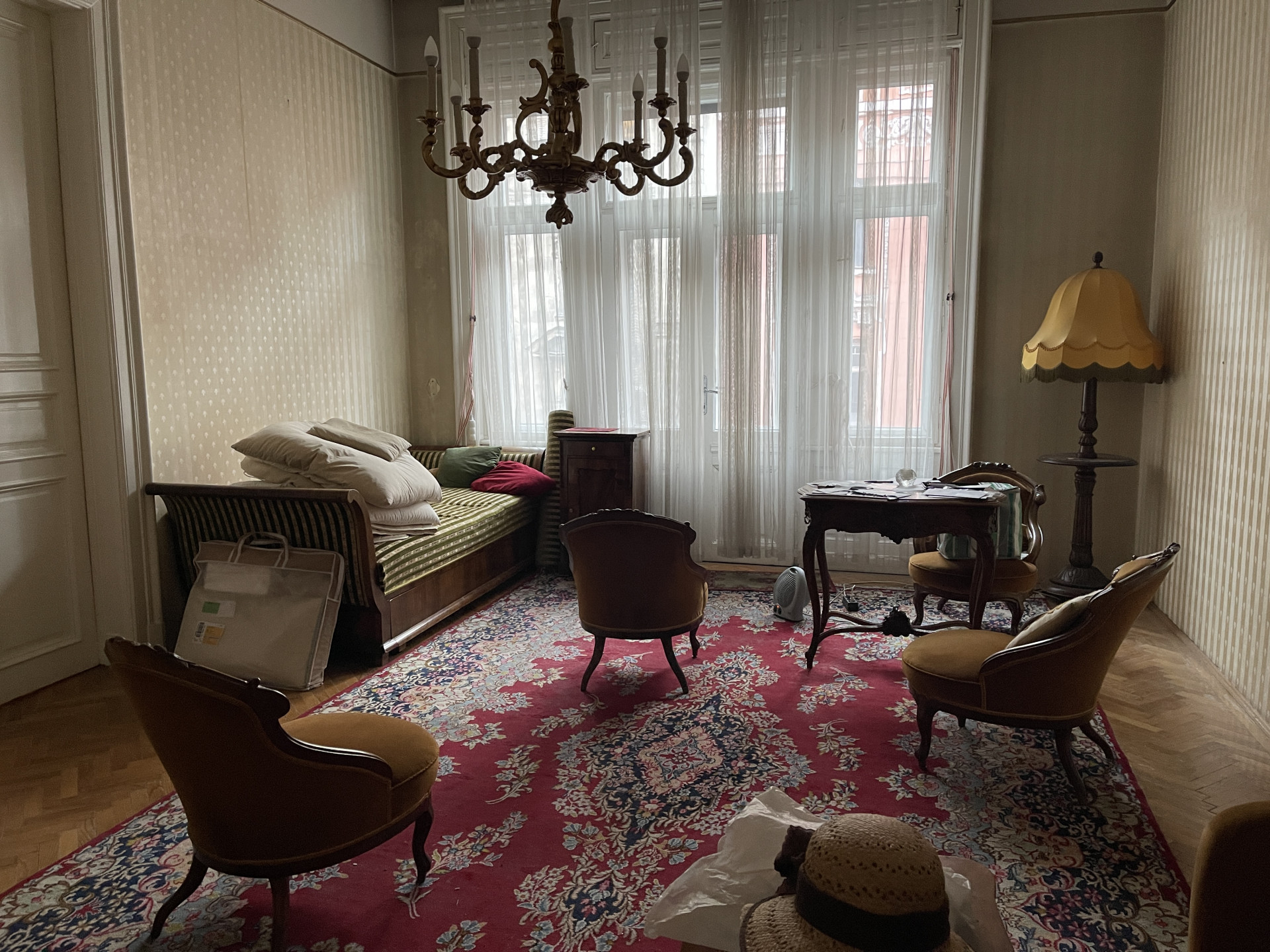 Budapest Eladó  Családi ház  Budapest Eladó  Családi ház  