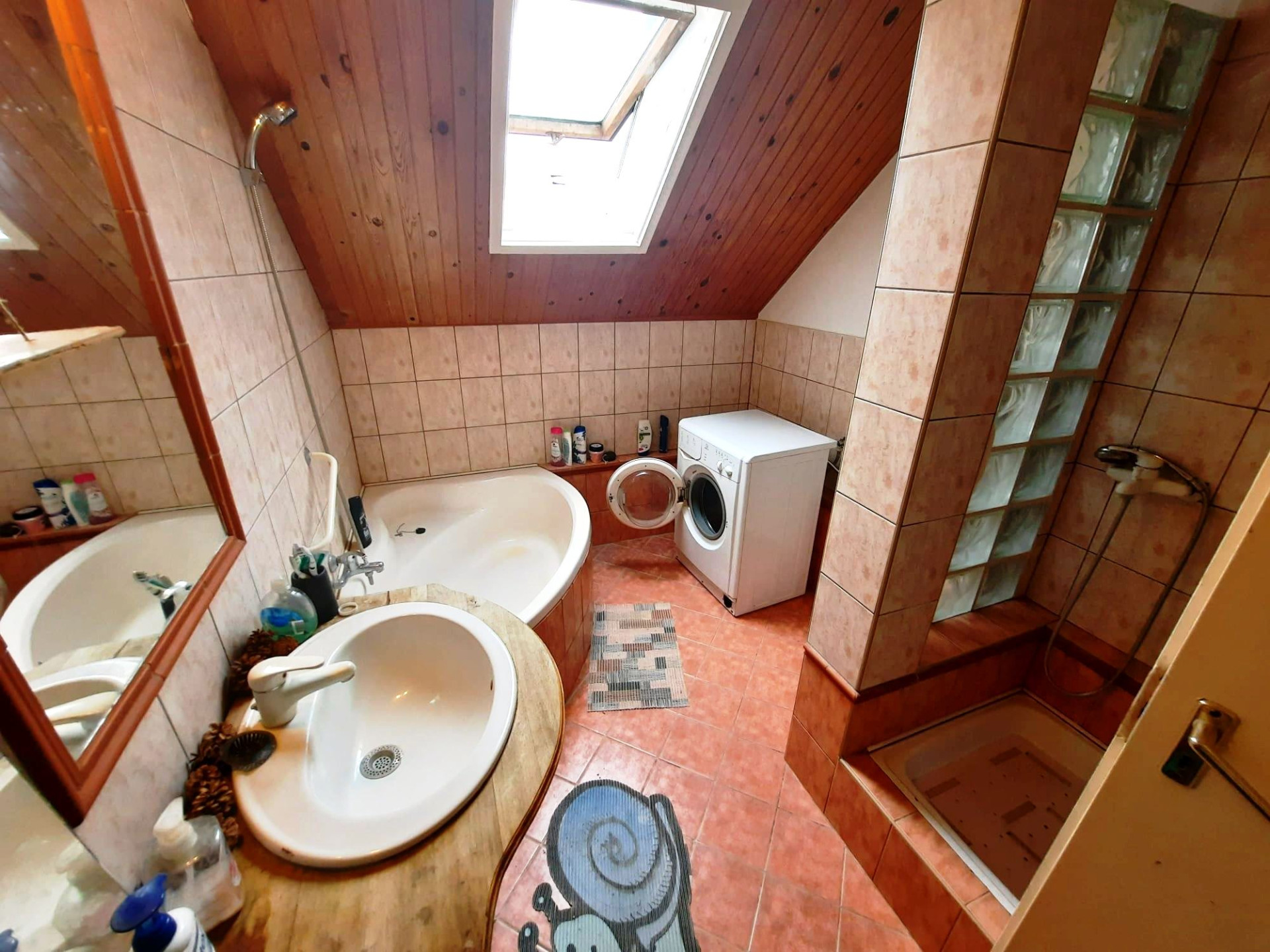 Tatabánya Eladó  Lakás  Tatabánya Eladó  Lakás Komárom-Esztergom megye 