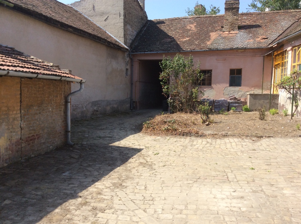 Kecskemét Eladó  Családi ház  Kecskemét Eladó  Családi ház Bács-Kiskun megye 