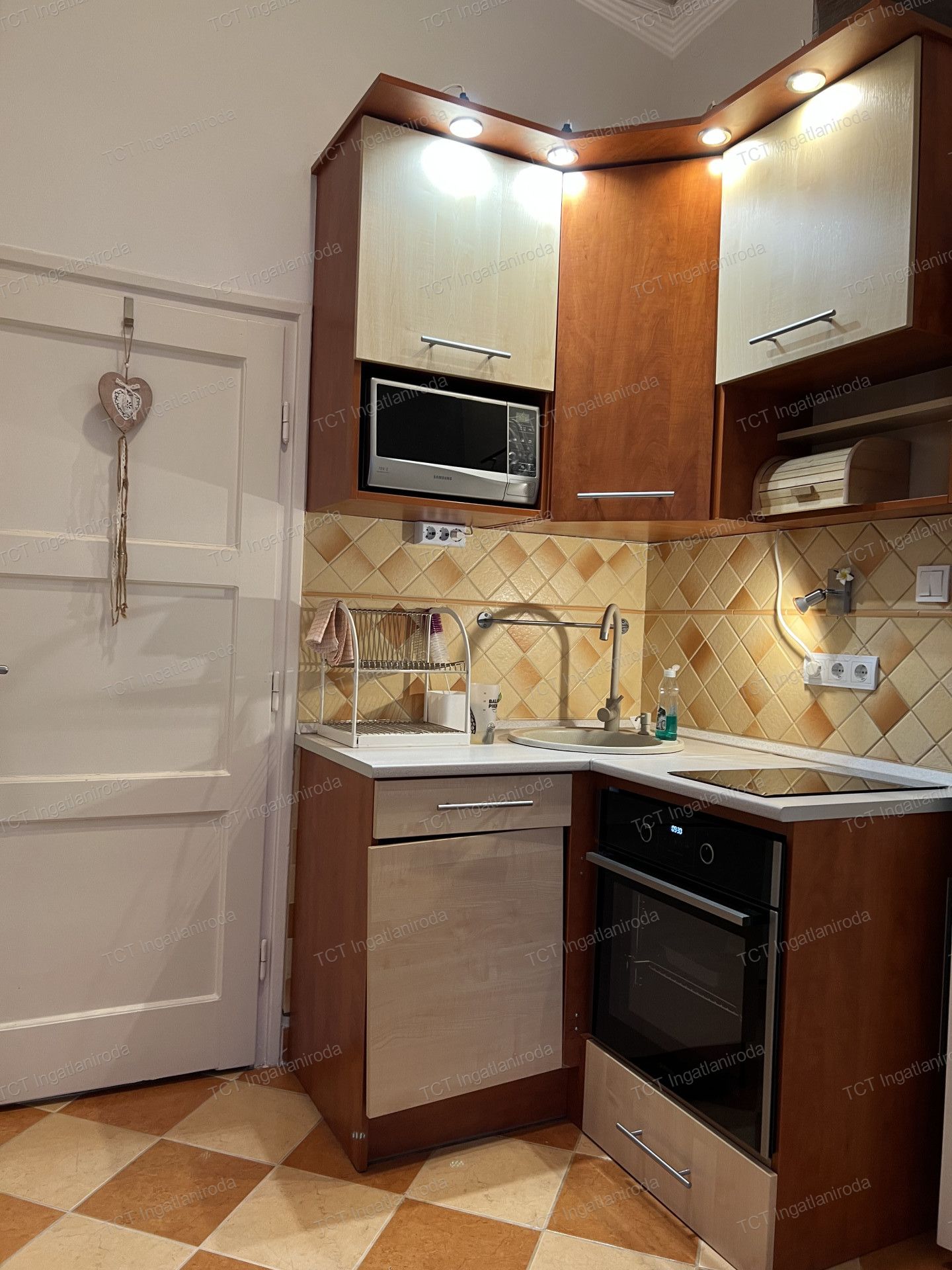 Budapest Eladó  Lakás  Budapest Eladó  Lakás  