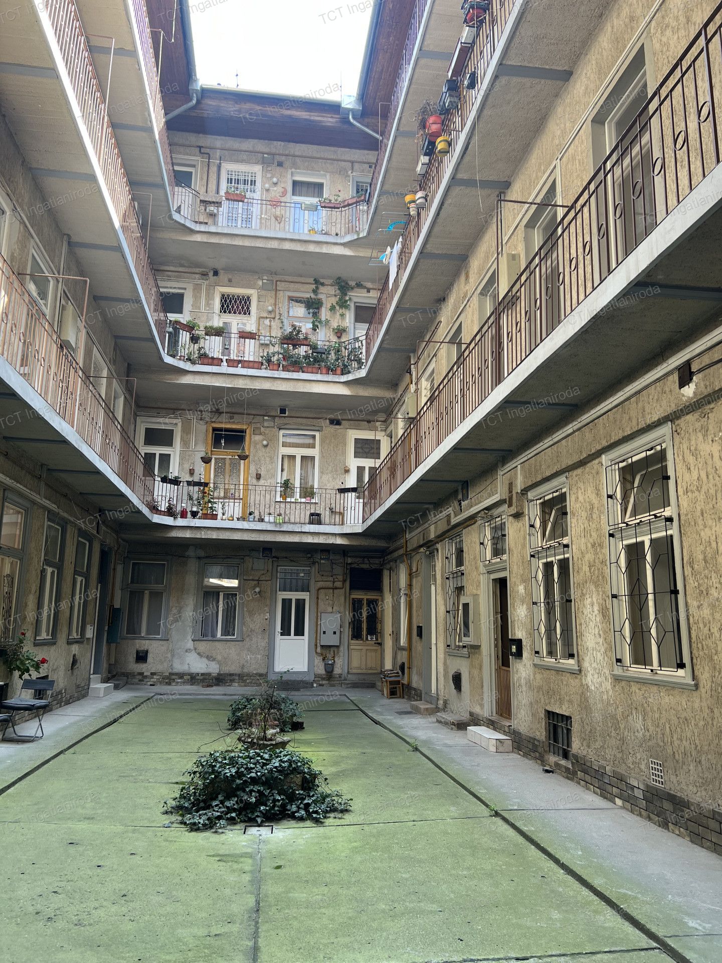 Budapest Eladó  Lakás  Budapest Eladó  Lakás  