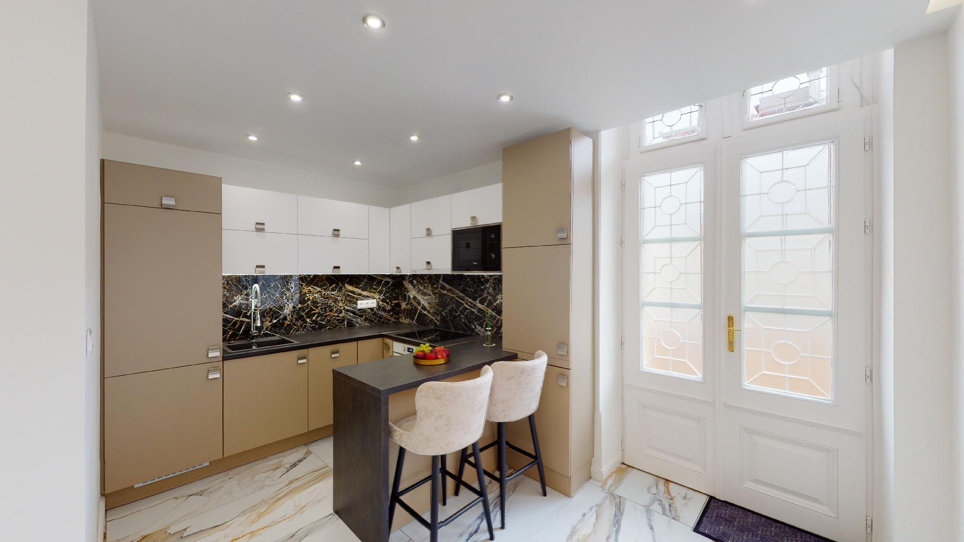 Budapest Eladó  Lakás  Budapest Eladó  Lakás  