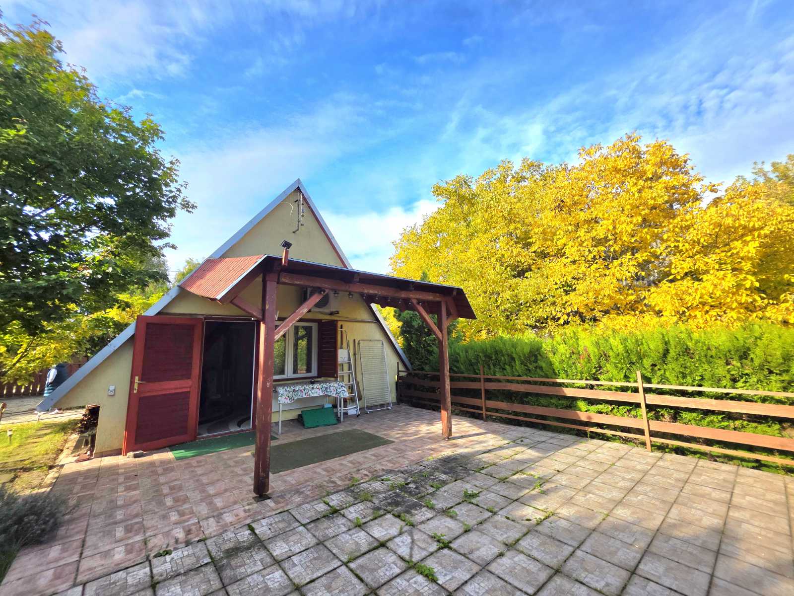 Tápiószentmárton Eladó  Üdülő/nyaraló  Tápiószentmárton Eladó  Üdülő/nyaraló Pest megye 