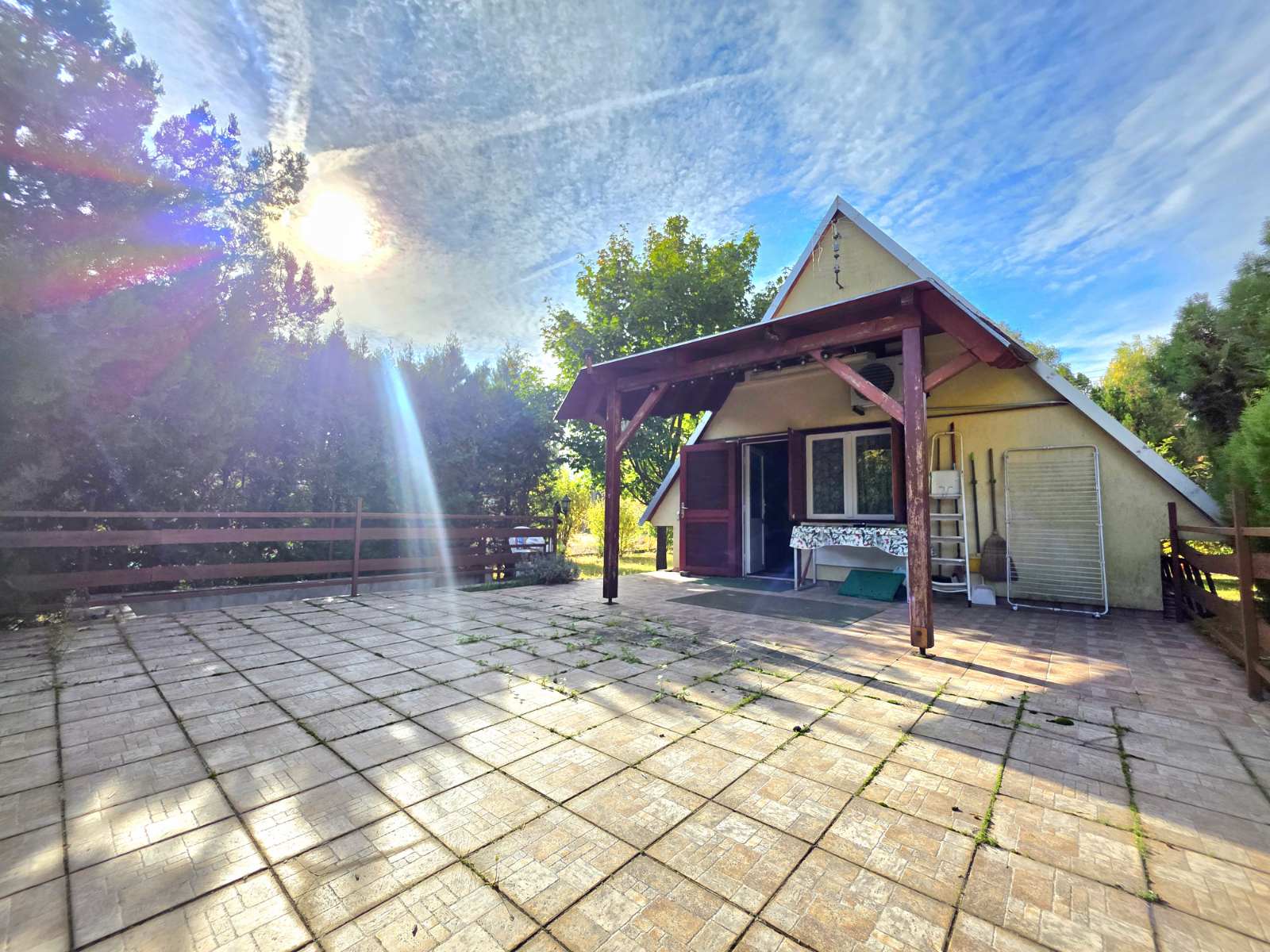 Tápiószentmárton Eladó  Üdülő/nyaraló  Tápiószentmárton Eladó  Üdülő/nyaraló Pest megye 