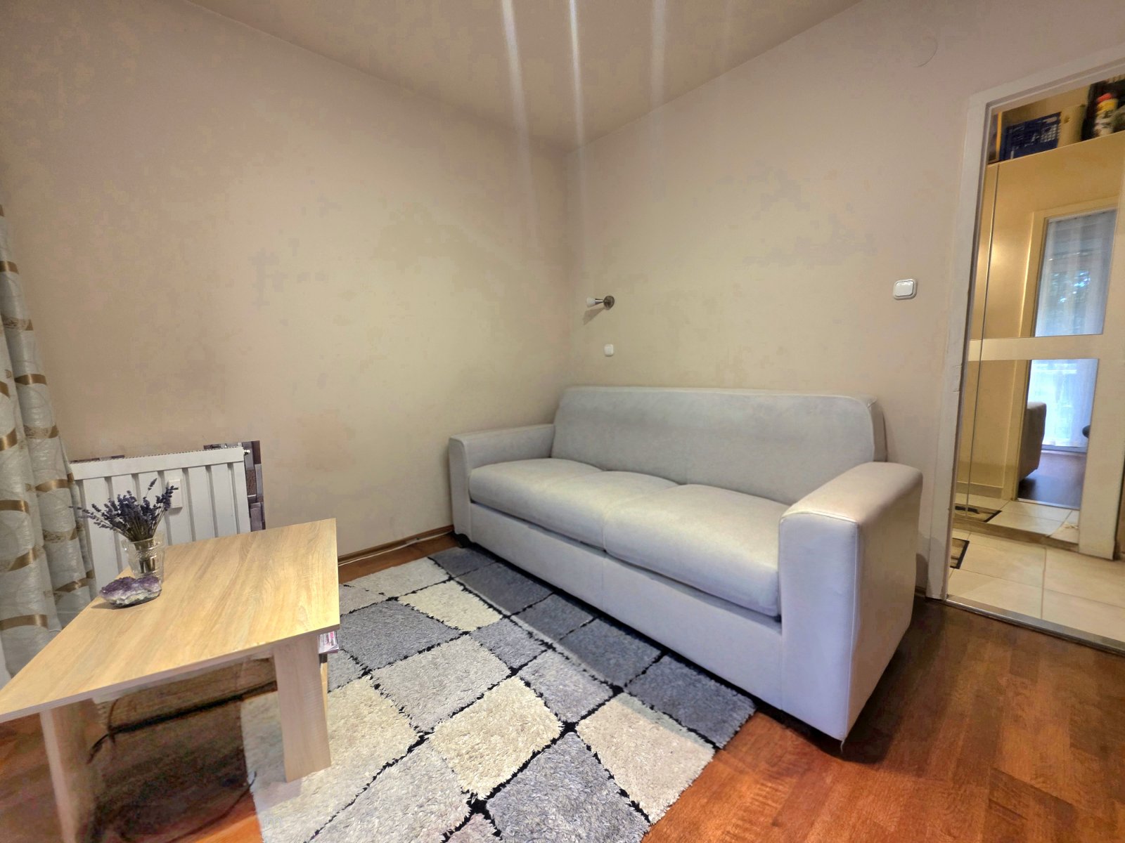 Budapest Eladó  Lakás  Budapest Eladó  Lakás  