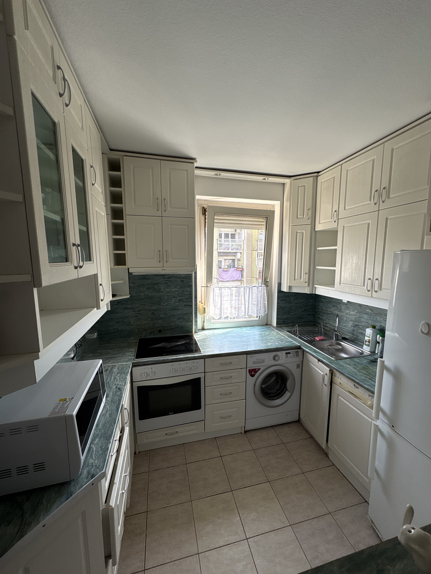 Budapest Eladó  Lakás  Budapest Eladó  Lakás  