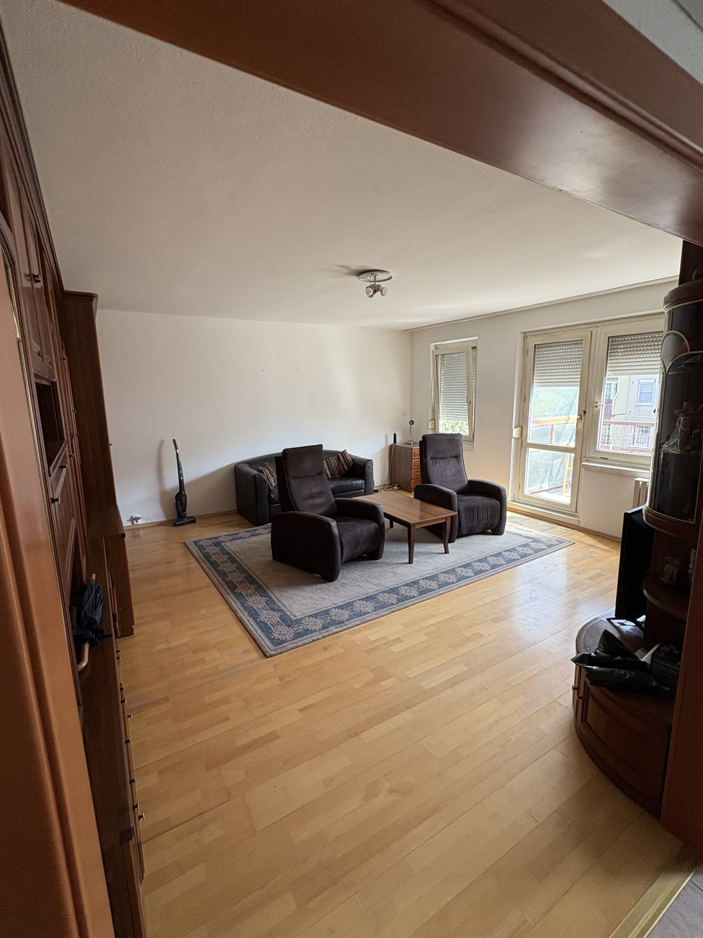 Budapest Eladó  Lakás  Budapest Eladó  Lakás  