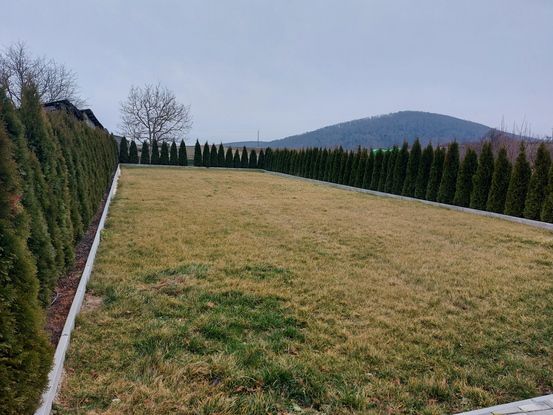 Bánd Eladó Családi ház 